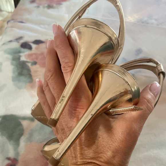 Vince camuto rose gold heels - Picture 2 of 2